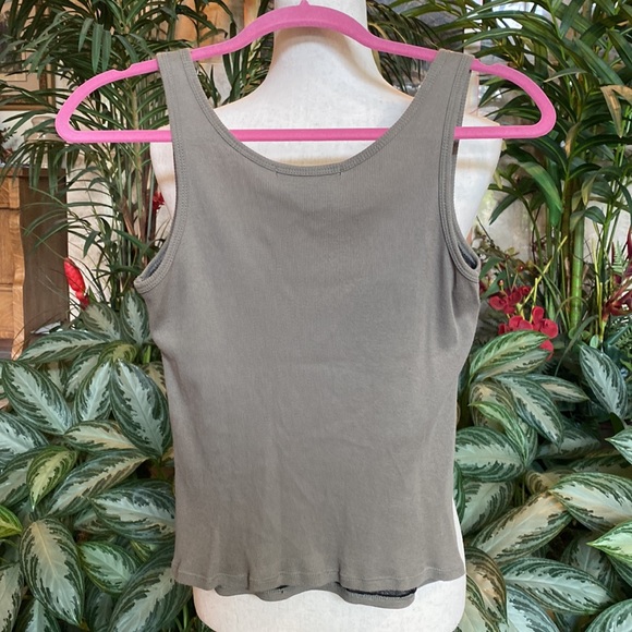 Venus Sequined Front Ribbed Tee - Picture 2 of 8